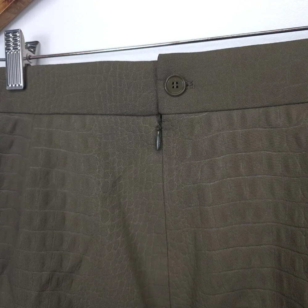 M MISSONI Green Knee Length Pencil Skirt with Animal Embossing
